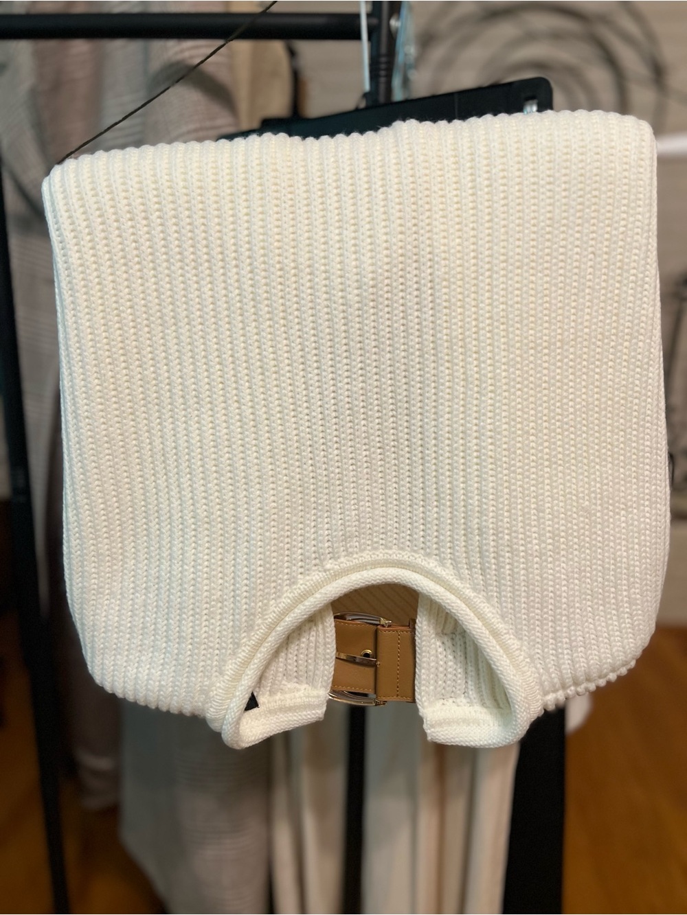 Cream Ribbed Crewneck Sweater - L - Picture 6 of 6